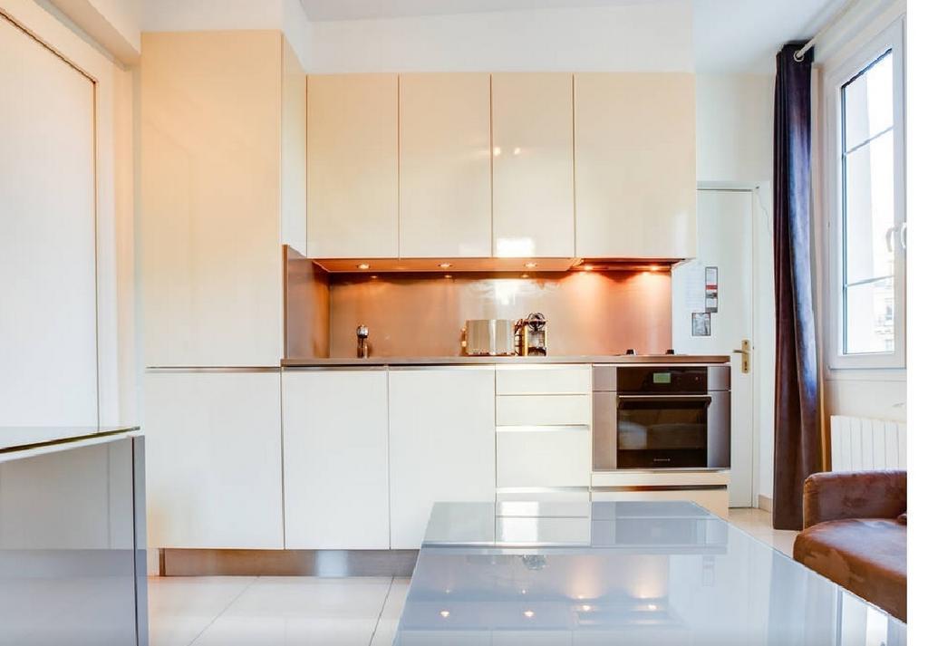 Apartment Notre Dame Bright Paris Rum bild